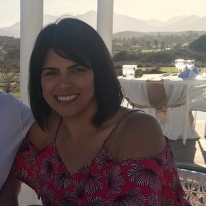 Meet your Posher, Laura